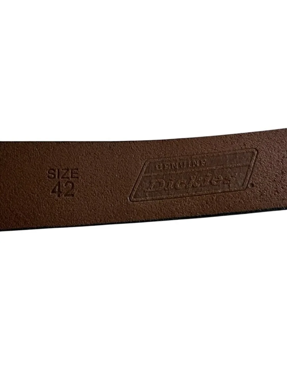 Dickies Genuine Leather Belt Size 42 EUC 1.25
